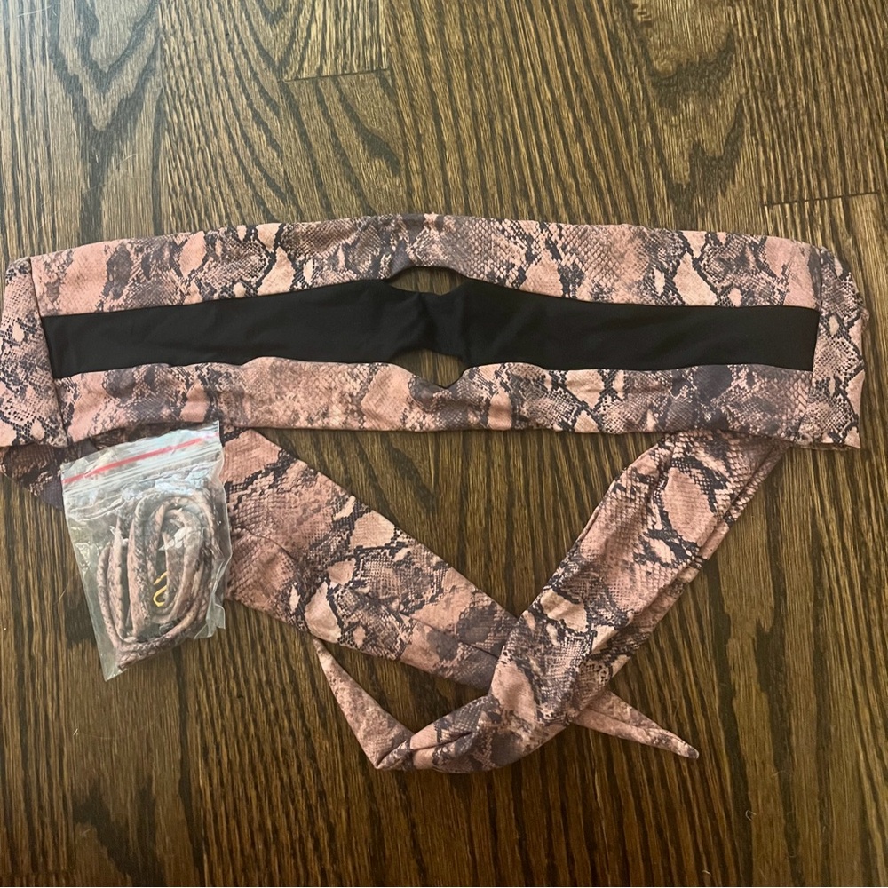 PQ bathingsuit top